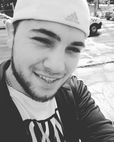  ,   Constantin, 32 ,   ,   , c , 