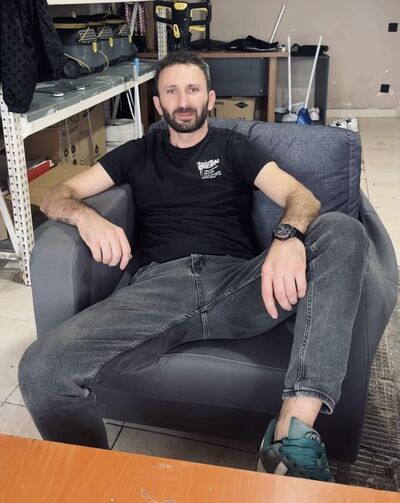  ,   Mindia, 35 ,   ,   