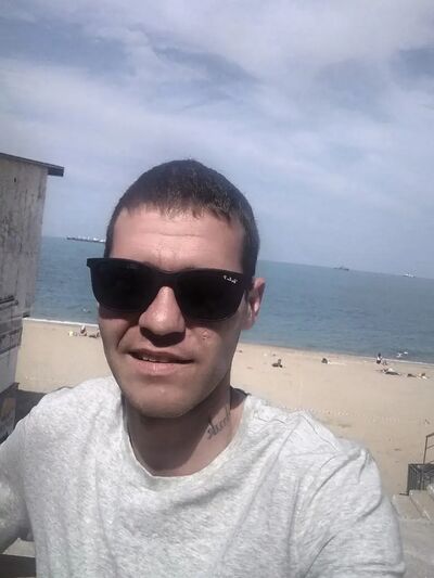  ,   Alex, 32 ,   ,   