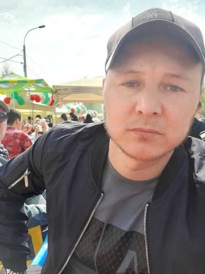  ,   Akbar, 37 ,   ,   