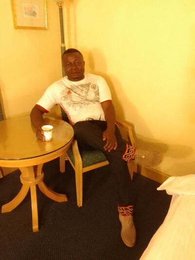  ,   Adelis, 43 ,   ,   