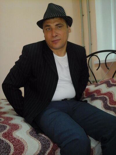  ,   Serhii, 49 ,   ,   , c 