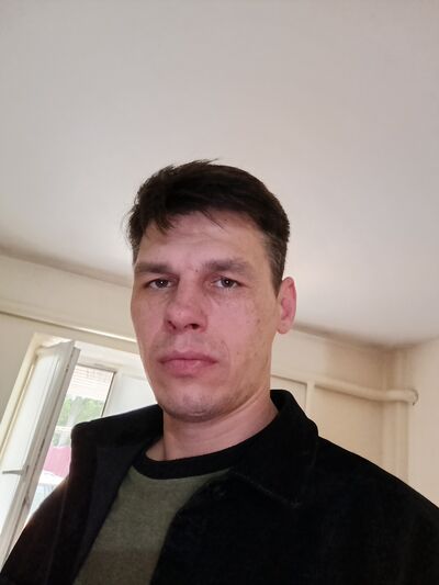  ,   Vitaly, 39 ,  