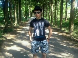  4605913  Nasim, 33 ,    