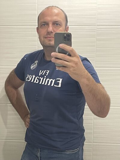  ,   Pol, 40 ,   ,   , c 