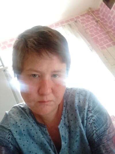  ,   Yana, 32 ,     , c 