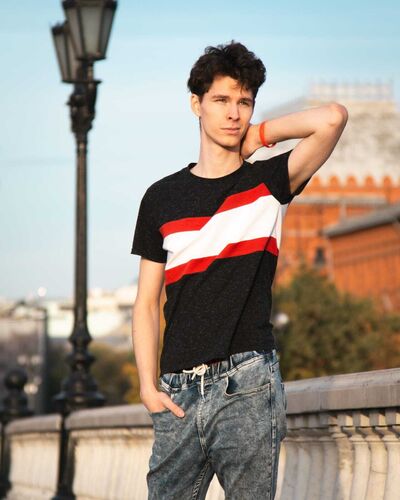  ,   Arkady, 28 ,   ,   
