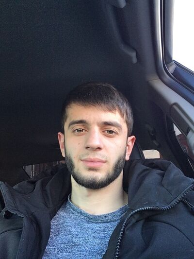  ,   Alex, 30 ,   