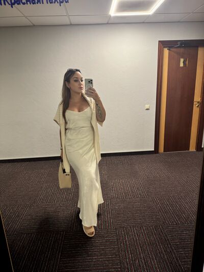  ,   Anastasia, 33 ,     , c 