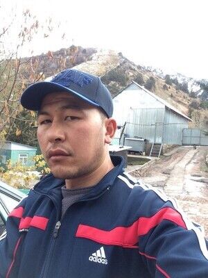  ,   Aybek, 38 ,   