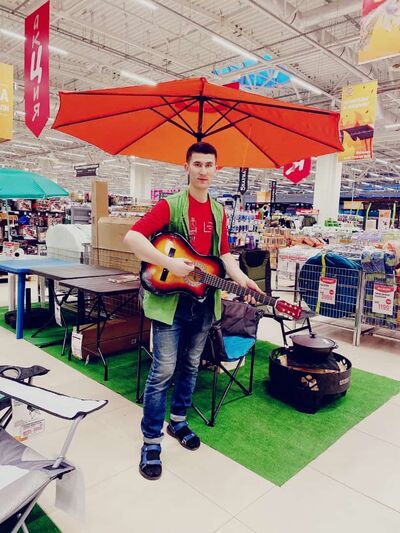  ,   Farruxbek, 24 ,   ,   