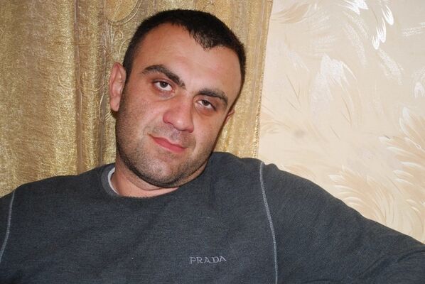  ,   Valeri, 42 ,   
