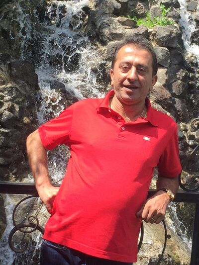  ,   Leon, 53 ,   