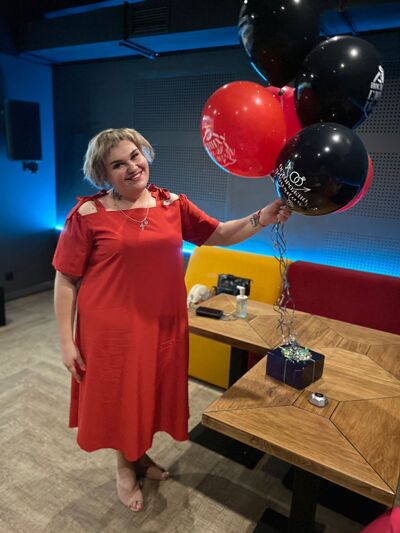  ,   Merelin, 39 ,   ,   , c 