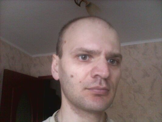  ,   Viktor, 44 ,   ,   , c , 