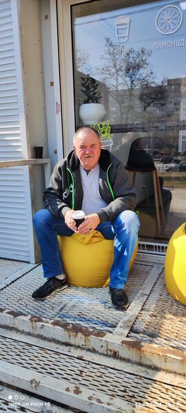  ,   Leonid, 62 ,   ,   , c 