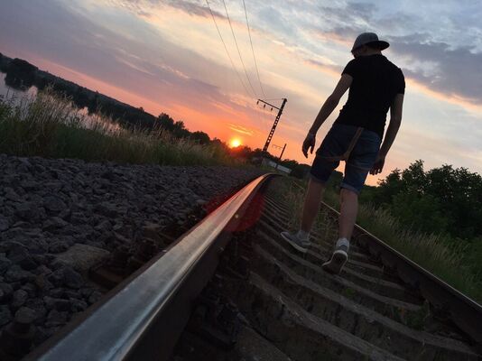  ,   Tvoumalchik, 26 ,   ,   , c 