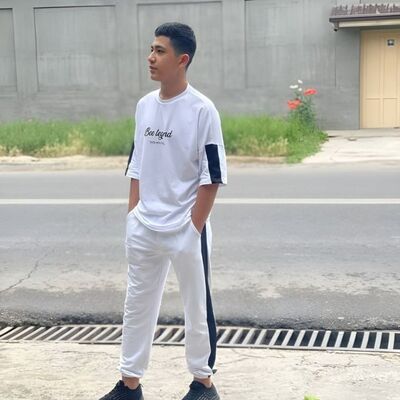  ,   Khamid, 21 ,   ,   