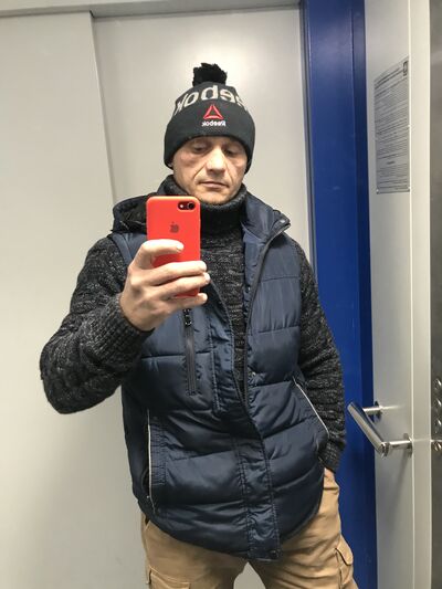  ,   Andrej, 40 ,   ,   , c 