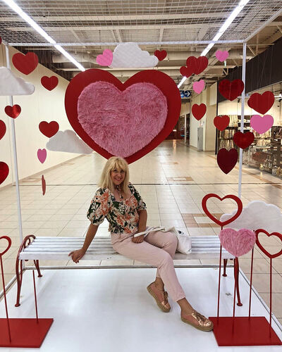  Salzweg,   Nadija, 57 ,   ,   