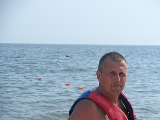  ,   Ruslan, 54 ,     , c 