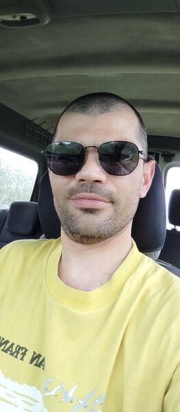  ,   Yura, 36 ,   ,   , c , 