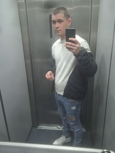  Praha,   Artem, 24 ,   ,   , c , 