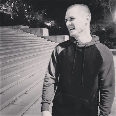  ,   Denis, 31 ,   ,   , c 
