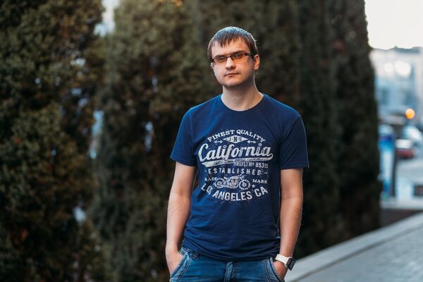  ,   Oleg, 28 ,   ,   