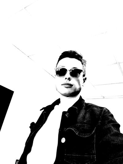  ,   Davron Bek, 32 ,   ,   , c 