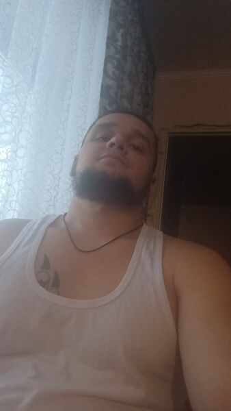  ,   Ragnar, 31 ,   ,   