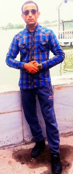  -,   DANIYEL, 35 ,   c 