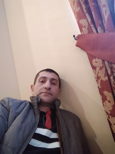  ,   David, 47 ,   ,   , c 