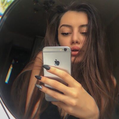  ,   Julia, 25 ,   ,   , c 