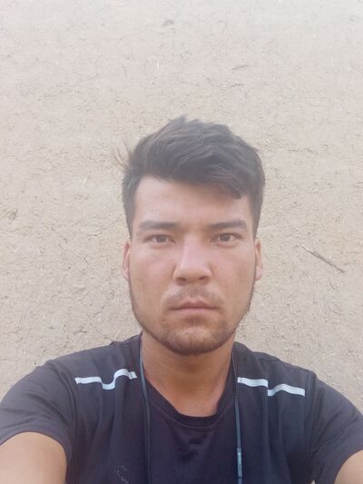  ,   Alikhan, 25 ,  