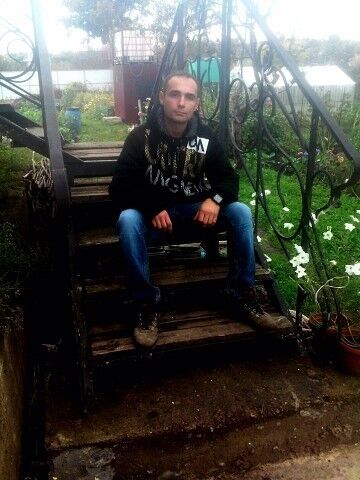  8756333  Vasek, 44 ,    