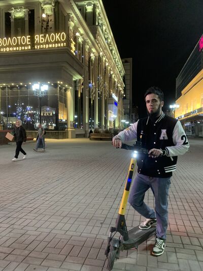  ,   Ali, 25 ,   ,   