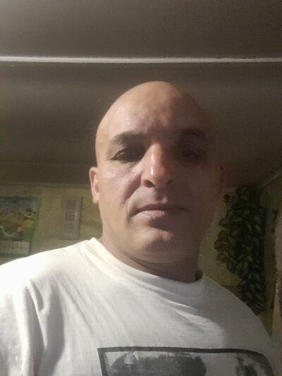  ,   Aleksandr, 46 ,   c 