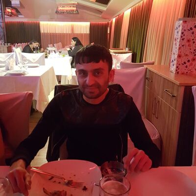  ,   Vardan, 38 ,   ,   