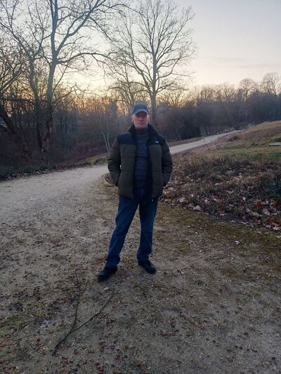  ,   Victor, 48 ,   ,   