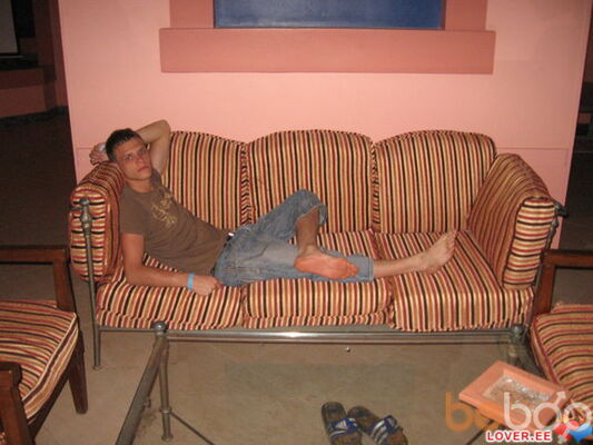  ,   Walker, 37 ,     , c 