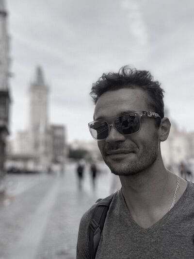  Warszawa,   Oleg, 32 ,     , c 