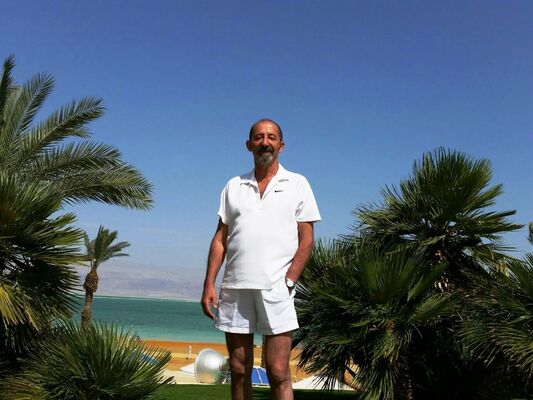  ,   Lion, 68 ,   ,   , c 