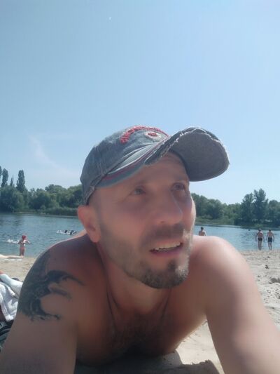  ,   Vovchik, 44 ,   ,   , c 