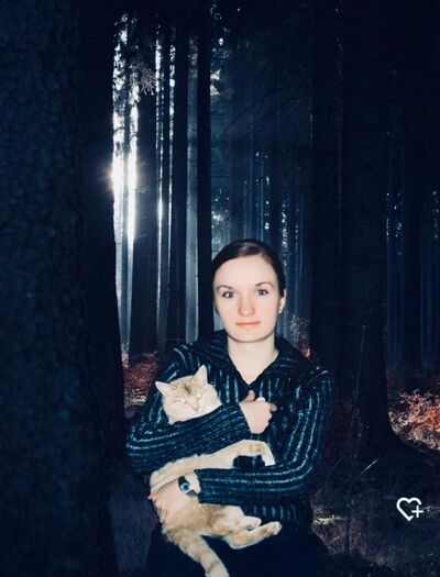  ,   Elena, 41 ,   ,   