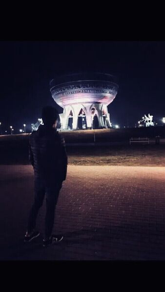  ,   Dali, 31 ,   ,   