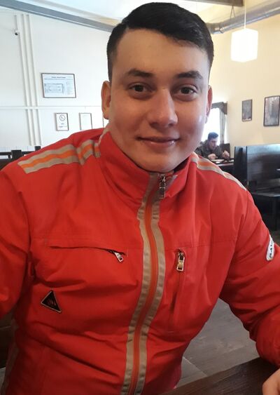  ,   Artyom, 32 ,   ,   , c , 