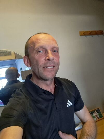  Kleve,   Vaidas, 51 ,   ,   , c , 