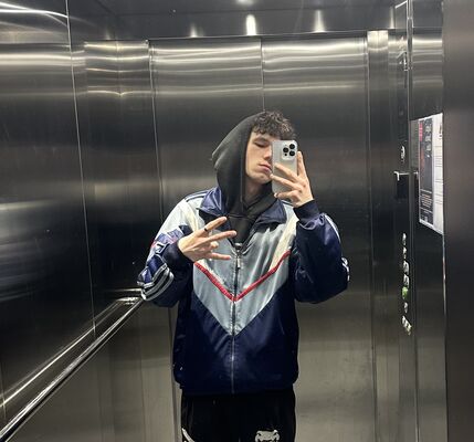  ,   Kyrylo, 20 ,   ,   