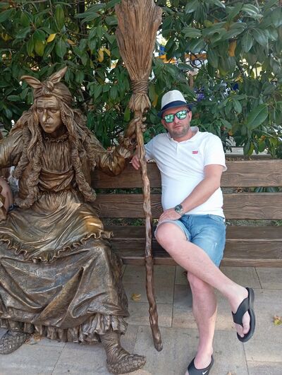  ,   Konstantin, 39 ,   ,   